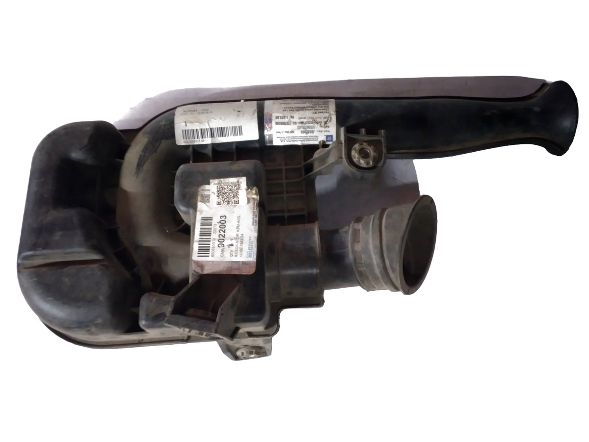 GENERAL MOTORS RESONATOR ASM A CL USE 6M3 24 SAIL HB J9022003 J9022003 - Front view