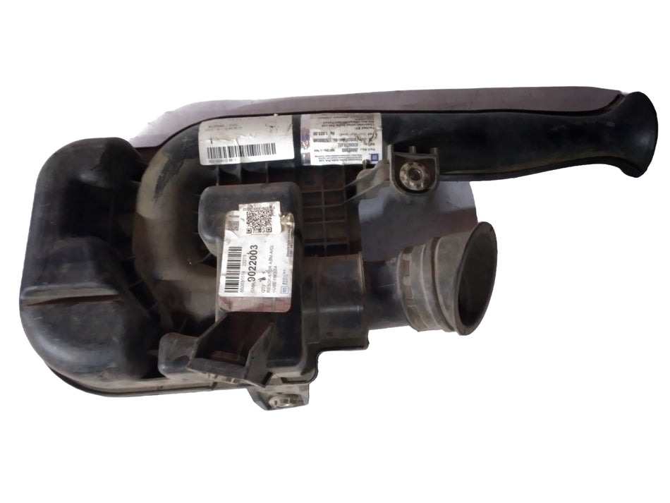 General Motors resonator assembly for 6M3 24 sail models, featuring a durable metal construction and standard mounting points.
