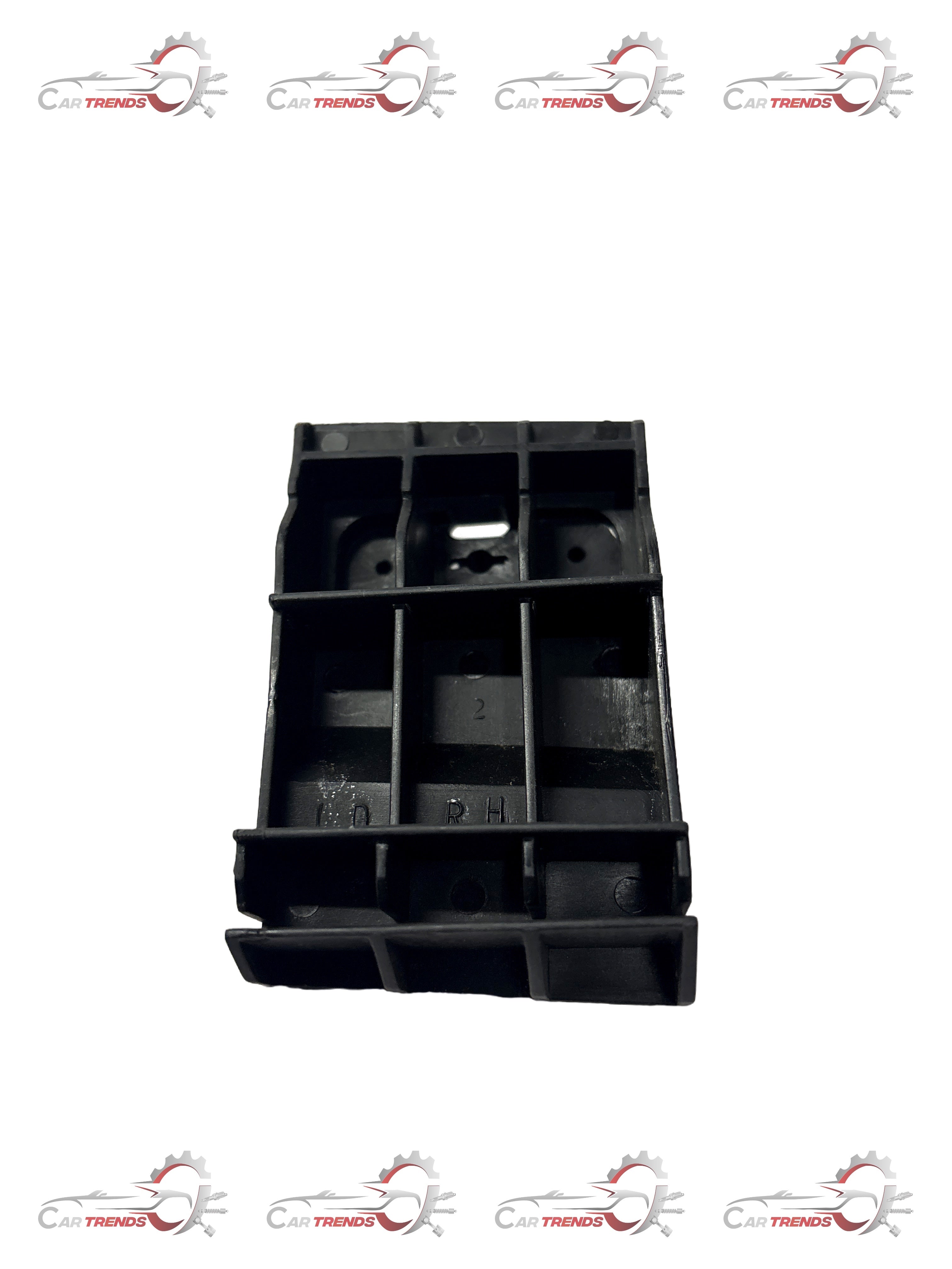 GENERAL MOTORS RETAINER FRT BPR FASCIA SI RH CORSA S93287848 S93287848 - Left view