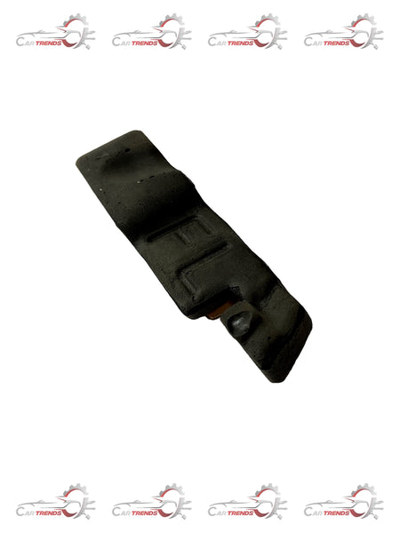 Front left inner cover seal for Opel Optra petrol, genuine General Motors part J96548107, shown in the image.