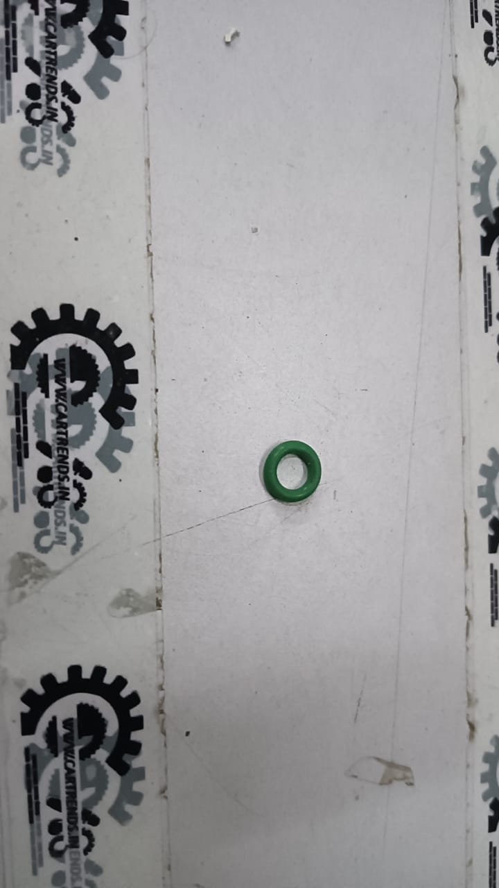 General Motors seal O-ring Beat J94816337 for automotive applications, showing a close-up of the black rubber ring.