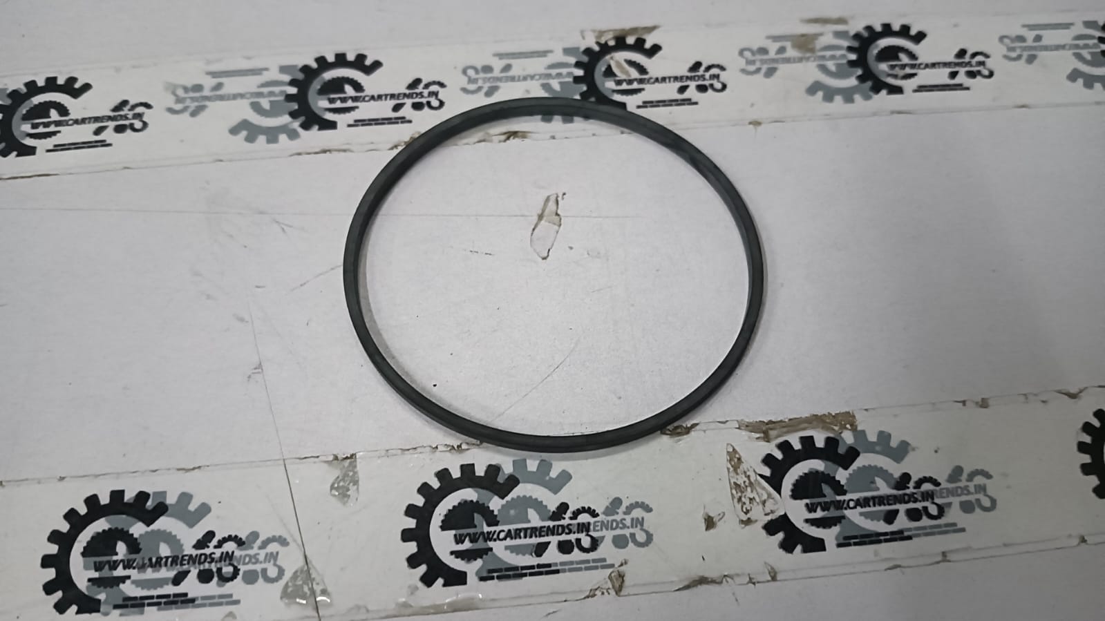 General Motors seal ring beat 1st gen J12855500, automotive engine component, close-up view of the seal ring in new condition.