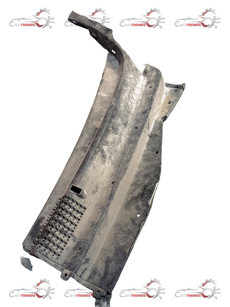 Sealing strip air inlet grille for Chevrolet Captiva, manufactured by GENERAL MOTORS, shown in close-up view.