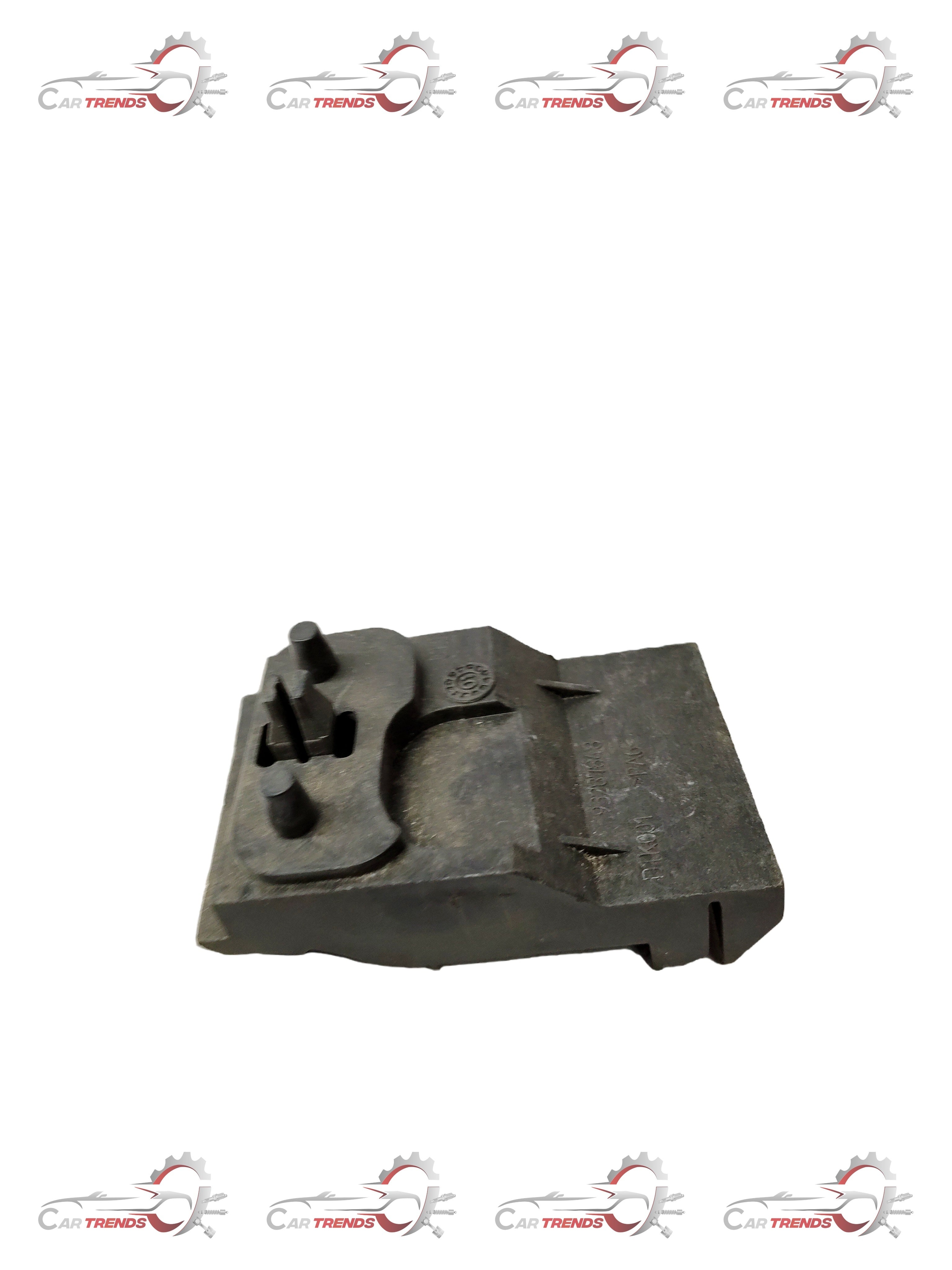 General Motors Cruze rear brake clamp with vibration dampening for the J13368153 model, part designed for optimal brake performance.