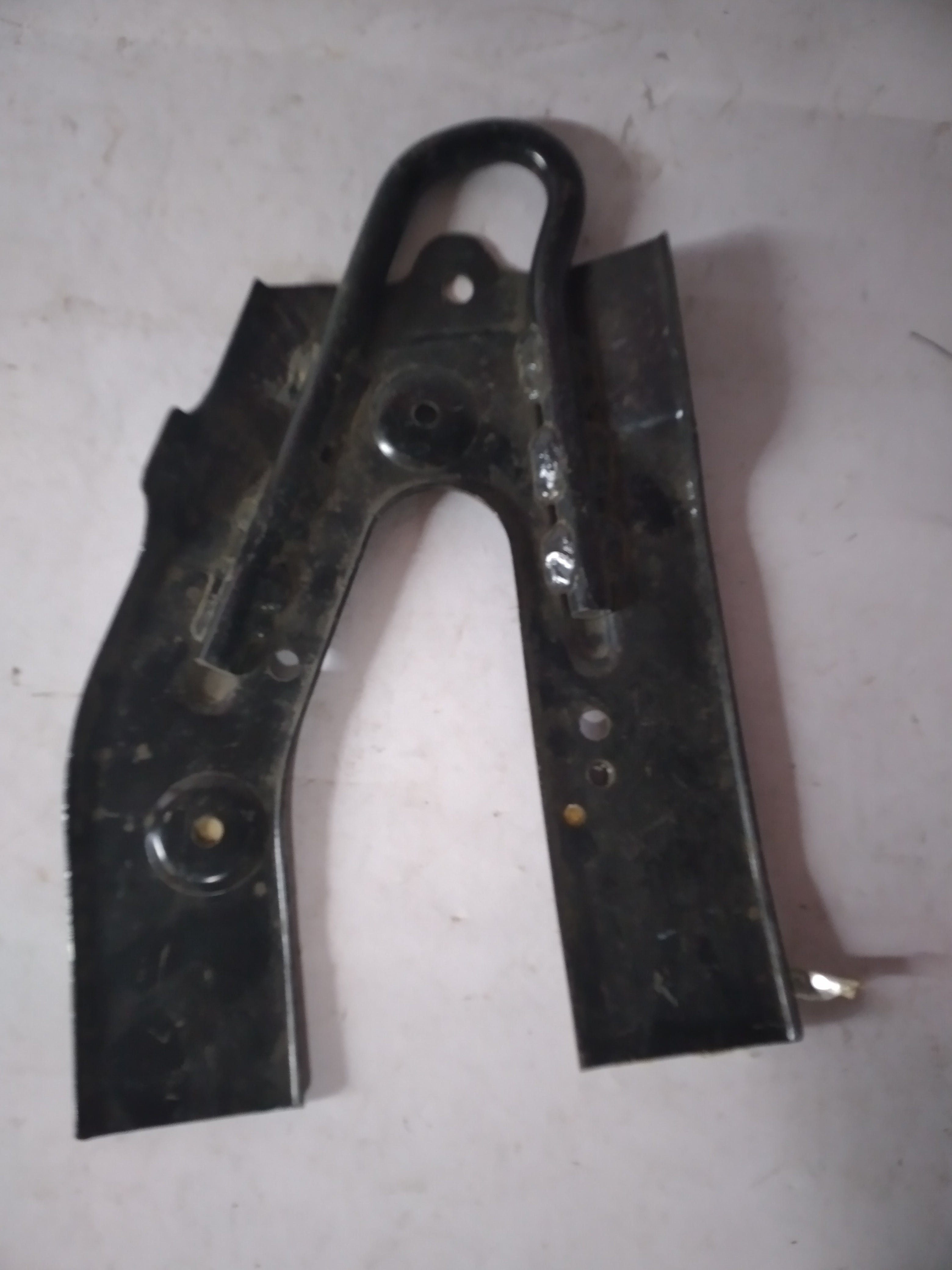 GENERAL MOTORS SUPPORT C MBER RADIATOR OTR LH OPTRA PETROL J96544161 J96544161 - Back view