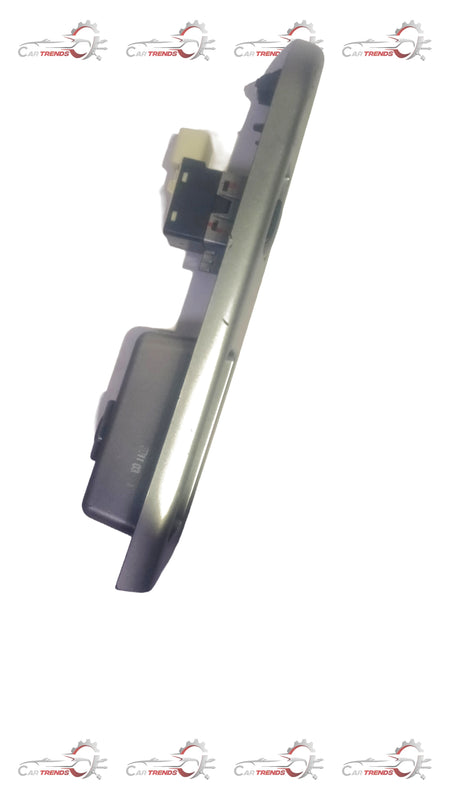 General Motors switch for right window lift, compatible with Spark J96602521, showing a close-up of the automotive window control.
