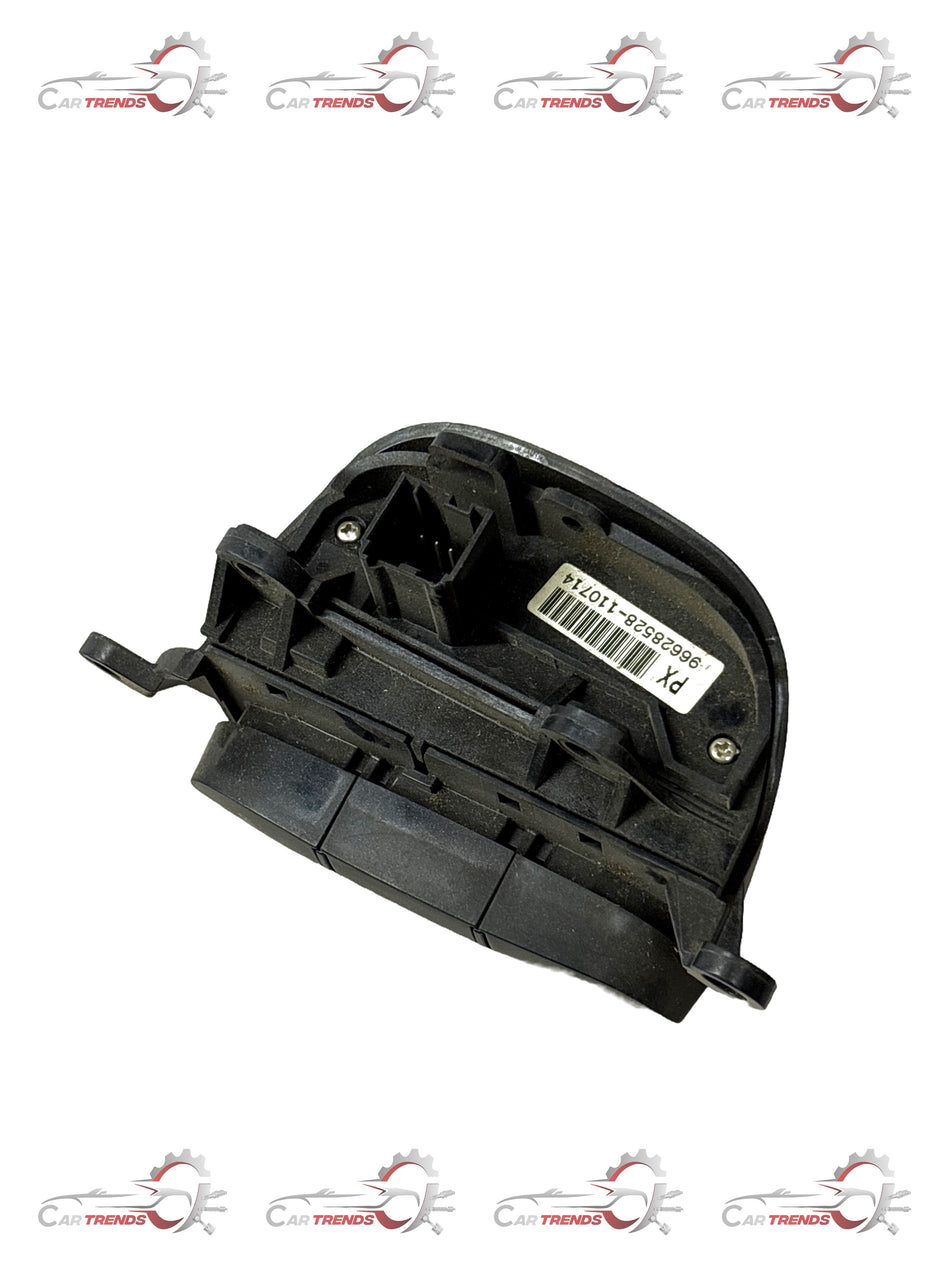 General Motors RDO control switch for Captiva, J96628528, featuring a compact design and multiple connection points.