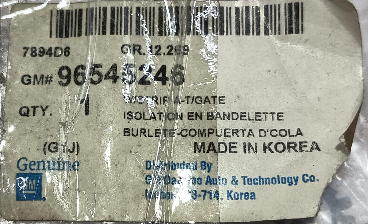 Weather strip for tailgate of Opel Optra Petrol by General Motors, showing the rubber seal installed on the vehicle.