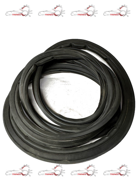 Weatherstrip L gate for Captiva by General Motors, black rubber seal fitting the vehicle's door or window area.