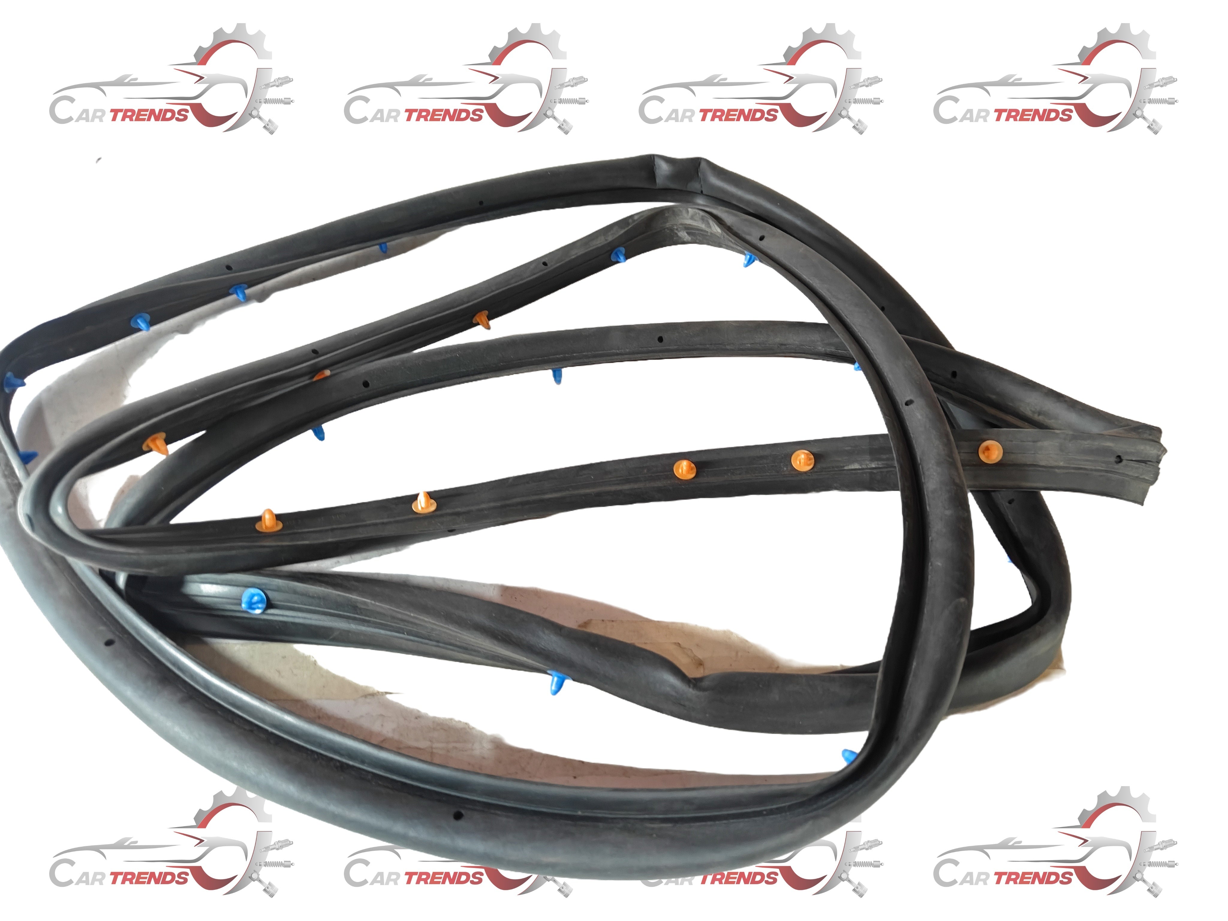 General Motors Weatherstrip RR S D Door for Cruze J95021343 shown in the image, featuring black rubber seal and attachment edges.