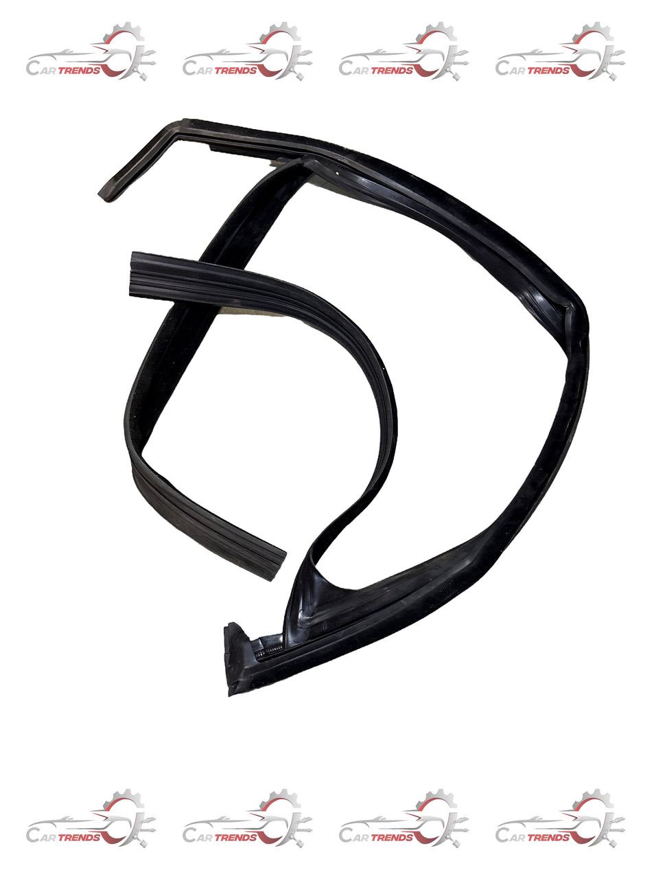 Weatherstrip for the rear side door of Chevrolet Cruze J95040054 by General Motors, showing the rubber sealing strip.