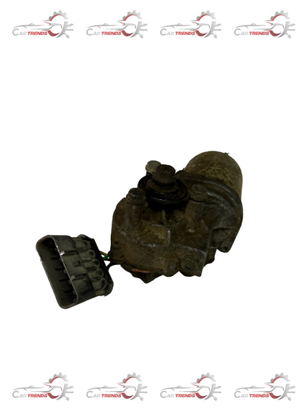 General Motors Corsa wiper unit, replacement part for Corsa models, showing the wiper mechanism and attachment points.
