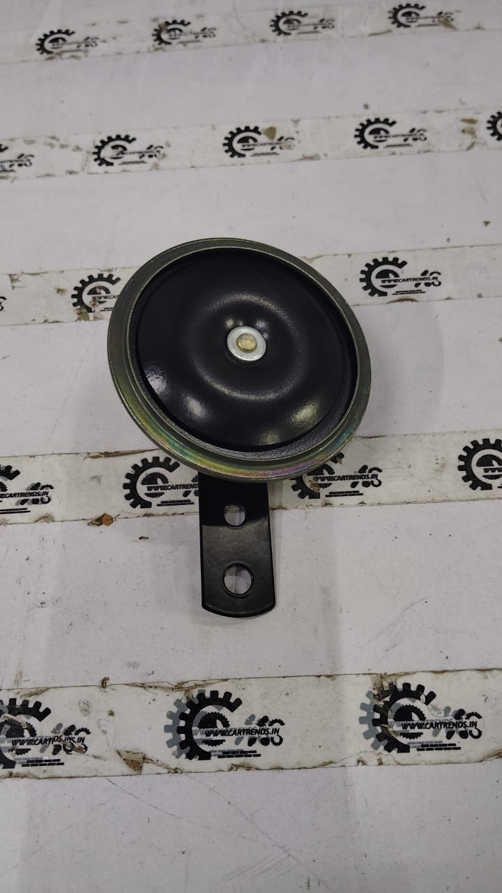 GOMECHANIC 82mm car horn, all variants, mounted on vehicle, durable metal construction, designed for all car models.