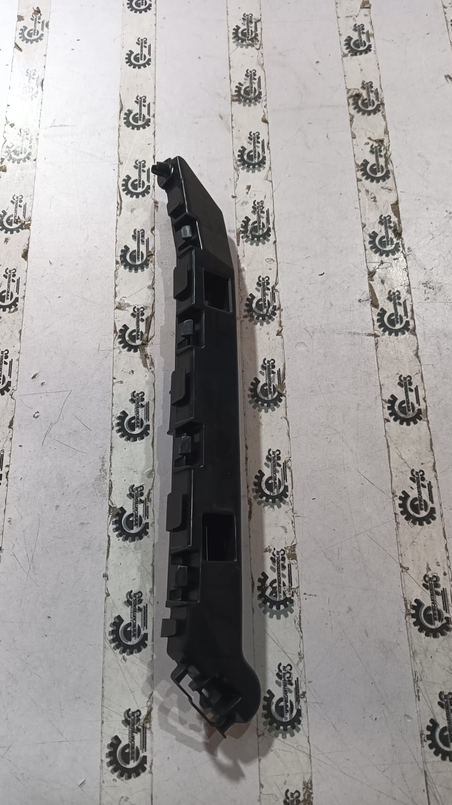 Honda Spacer Bumper Side City 71280T00T00, automotive part, showing the bumper side component with mounting details.