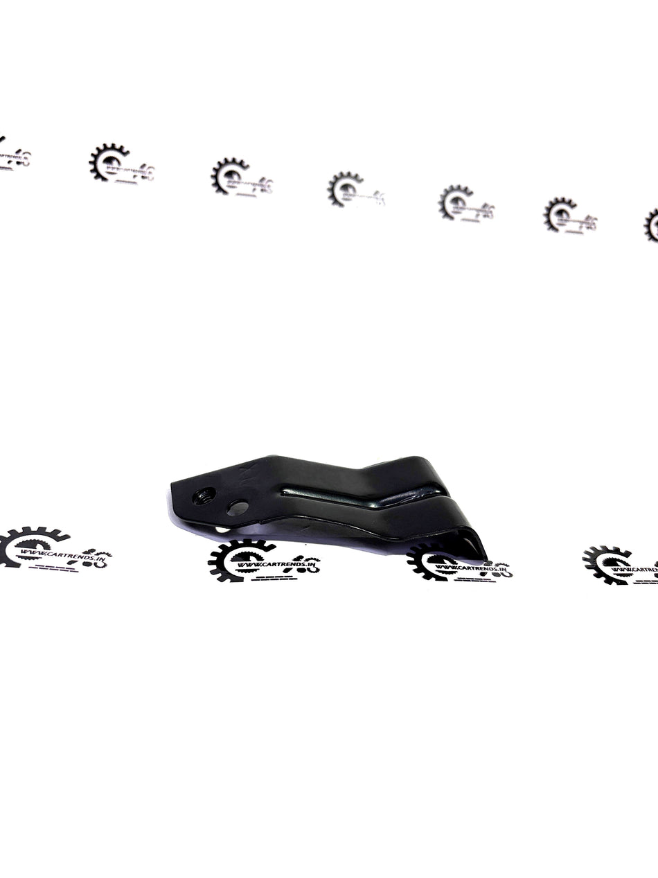 Honda BRKT B R.FENDER 60641TRYM00ZZ, motorcycle front fender bracket, black plastic part for Honda bikes.