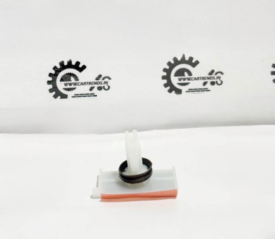 Honda CLIP.QTR WSHLD B 91502T5A003, quarter windshield clip for Honda vehicles, shown in a close-up image.