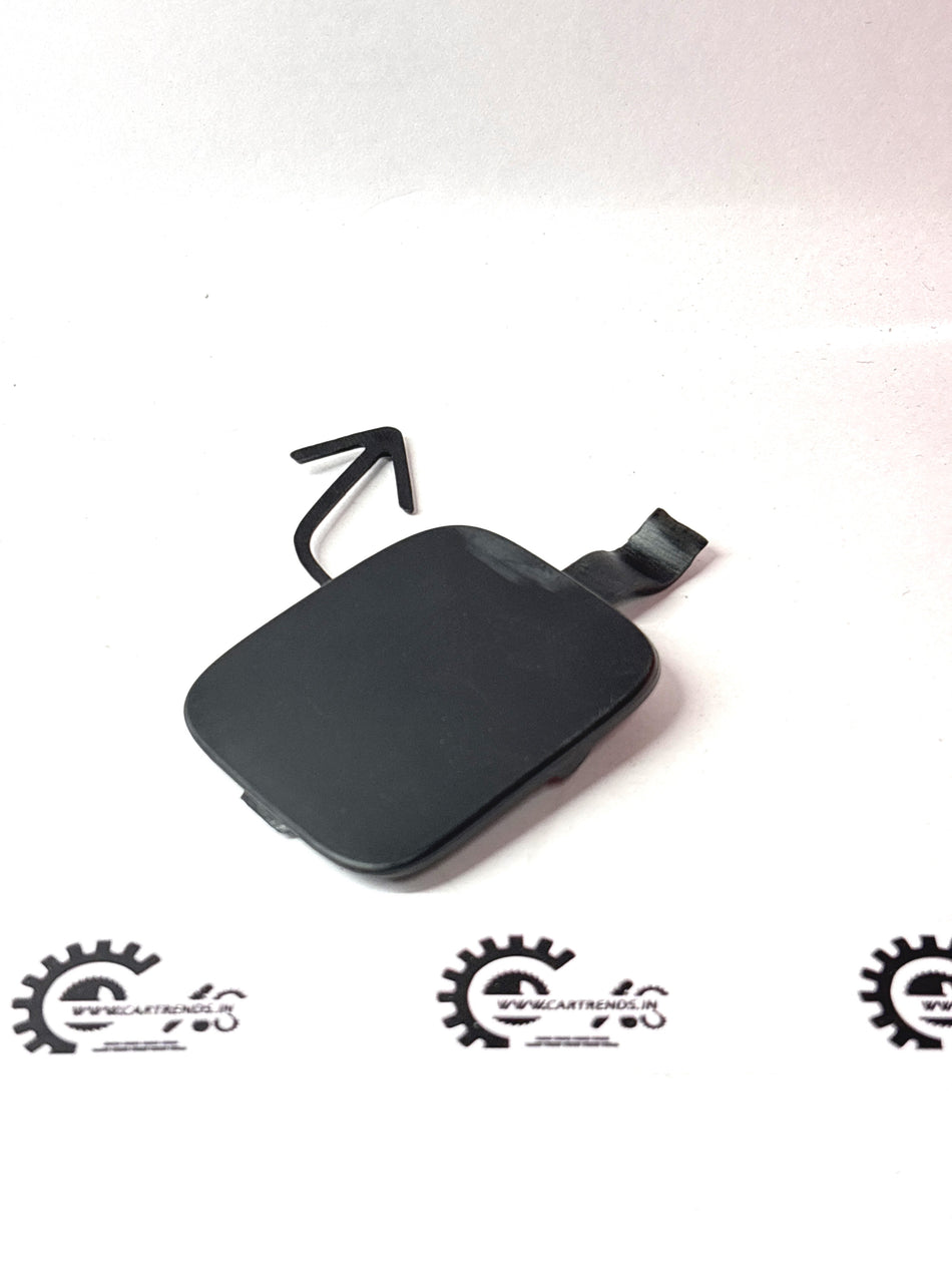 Honda towing hook from COVER.FR, durable metal hook with secure attachment for vehicle towing and recovery.
