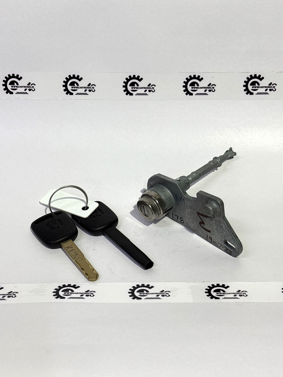 Honda Cylinder R door part 72145T5SD01, automotive component for Honda vehicles, shown in a close-up image.