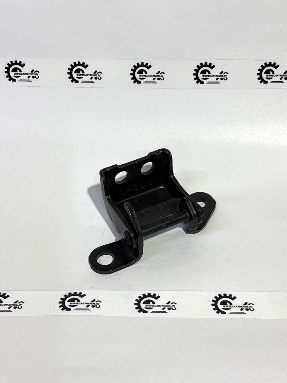 Honda hinge for rear right door U 67950T9CK01ZZ, automotive part with metal construction for vehicle door support.