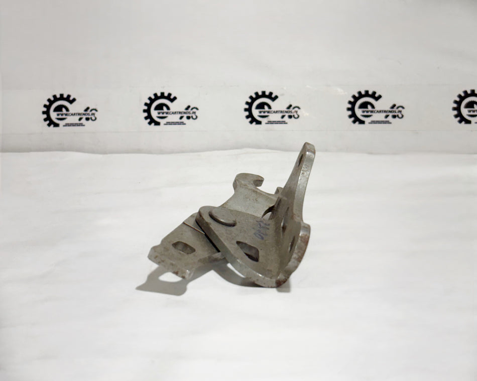 Honda holder for Honda City, BR-V, Civic, and WR-V models, featuring durable construction and secure fit.