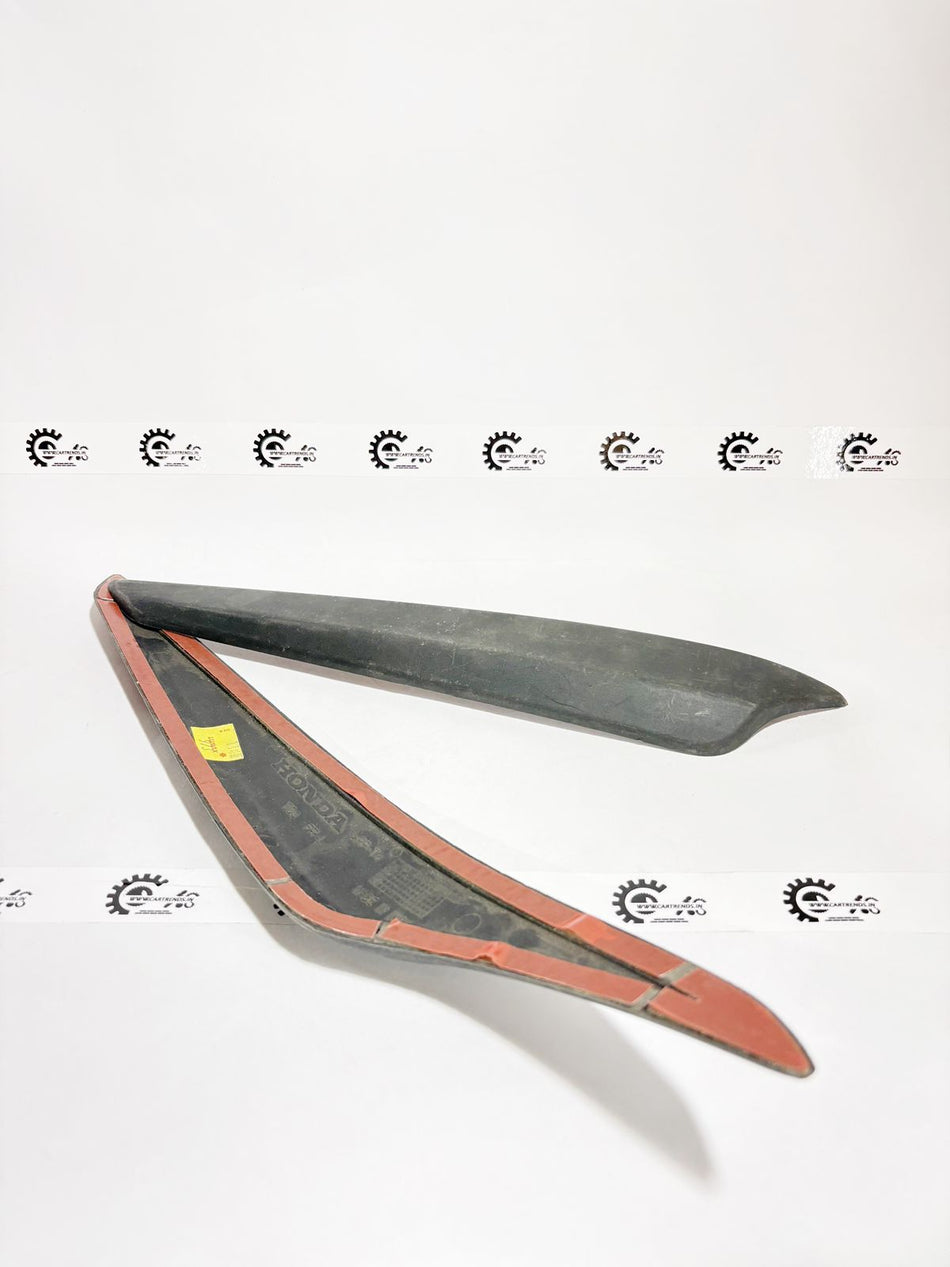 Honda bumper corner protector set for front and rear, designed for enhanced vehicle corner protection and durability.
