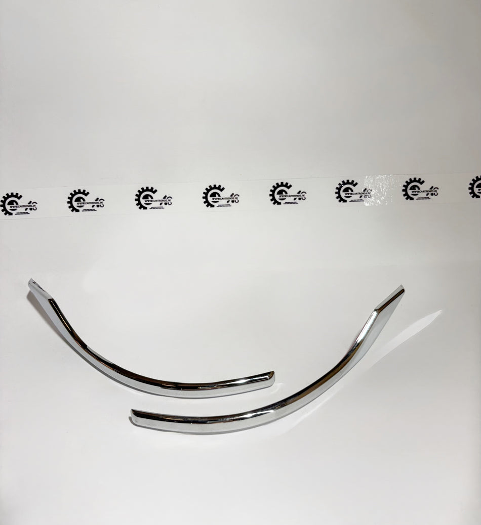 Honda door mirror garnish kit, model 08R0631X700, showcasing the sleek chrome finish and fitting details for a Honda vehicle.