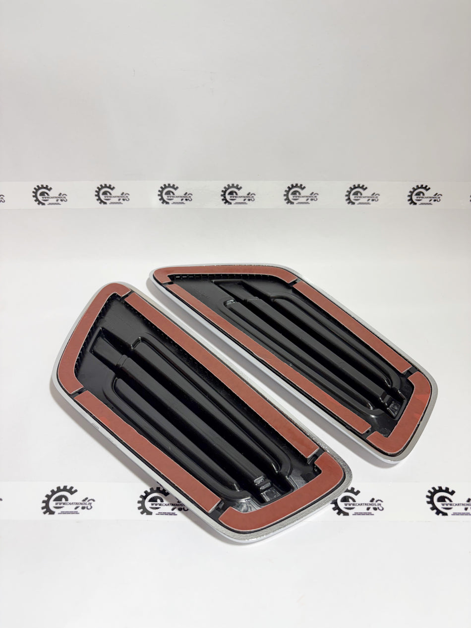 Honda Fender Garnish Kit, model 08F59TXK700, showcasing the sleek design and finish of the Honda replacement fender garnish.