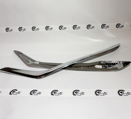 Honda front bumper side garnish kit, part number 08F23T00700A, showing the sleek side trim piece for Honda vehicles.