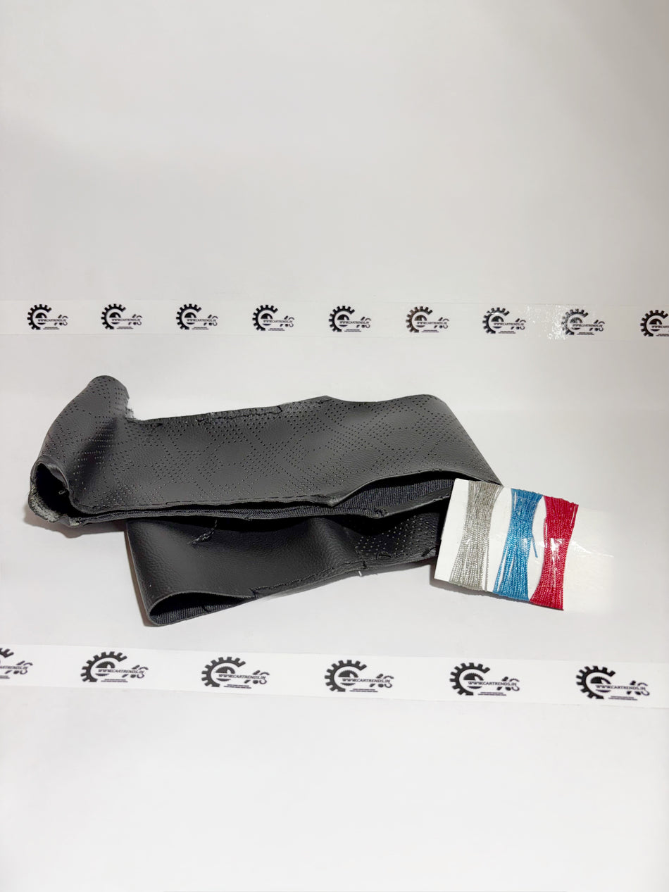 Honda steering wheel cover kit, model 08U9831X700, featuring a durable design for a comfortable grip and stylish look.