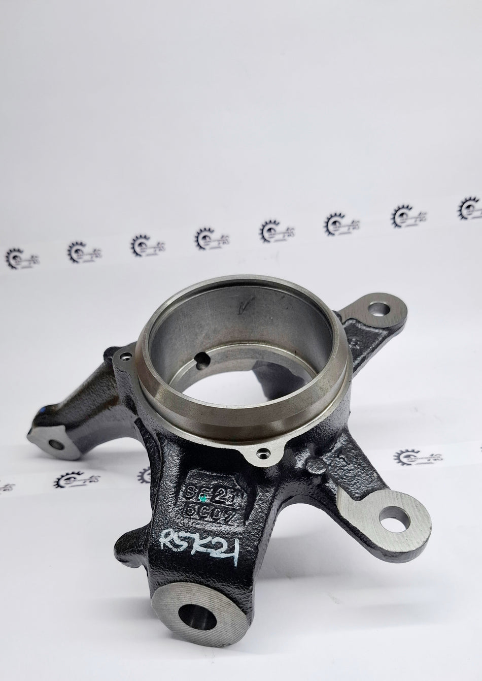 Honda KNUCKLE.R FR 5121131XT00 motorcycle front right knuckle part, black metal with detailed casting