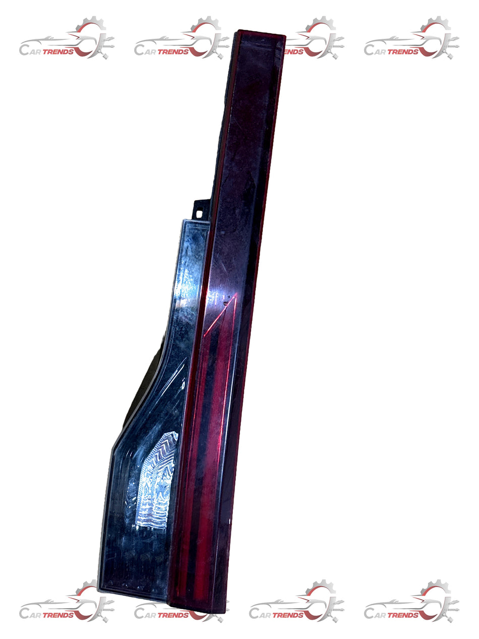 Honda light assembly right side lid 3415031XK01, auto part for vehicle headlight or rear light.