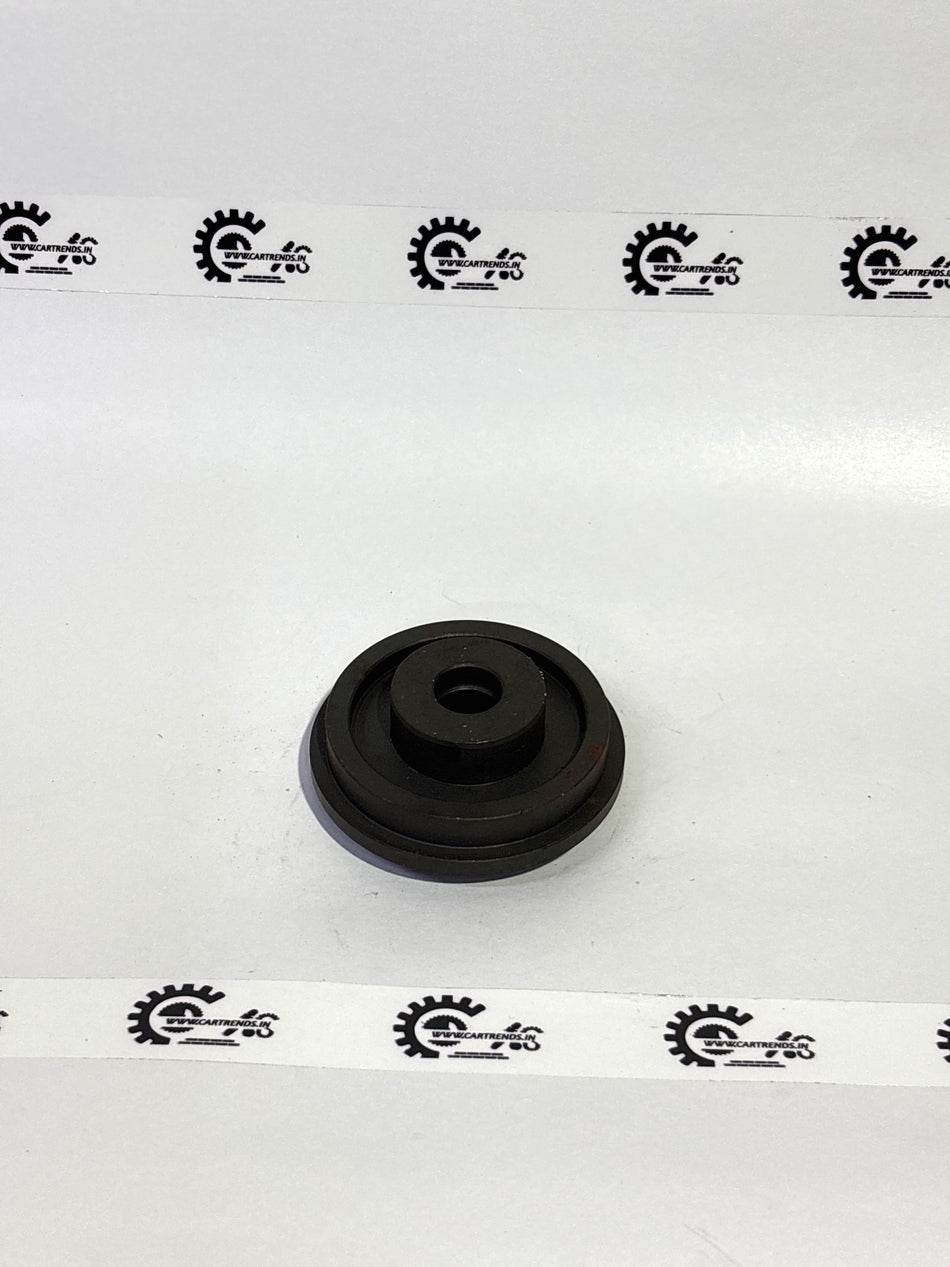 Honda oil seal driver tool ATT 07JADPN00100 used for precise seal installation in engine maintenance.