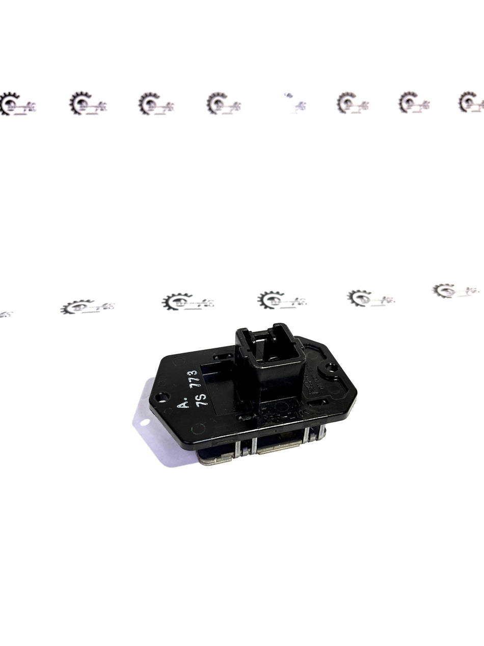 Honda resistor blower model 79330T5RA01, used in automotive HVAC systems, shown in this image.
