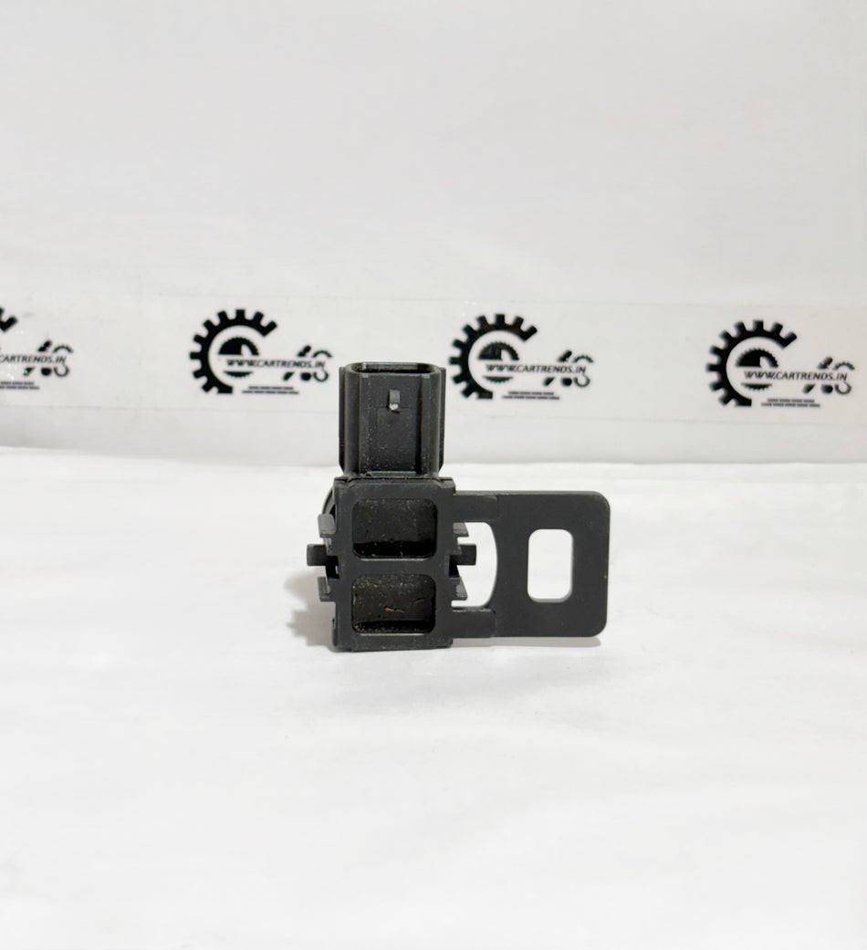 Honda parking sensor assembly with clip, model 39680T00D21ZE, shown mounted on vehicle for accurate parking assistance.