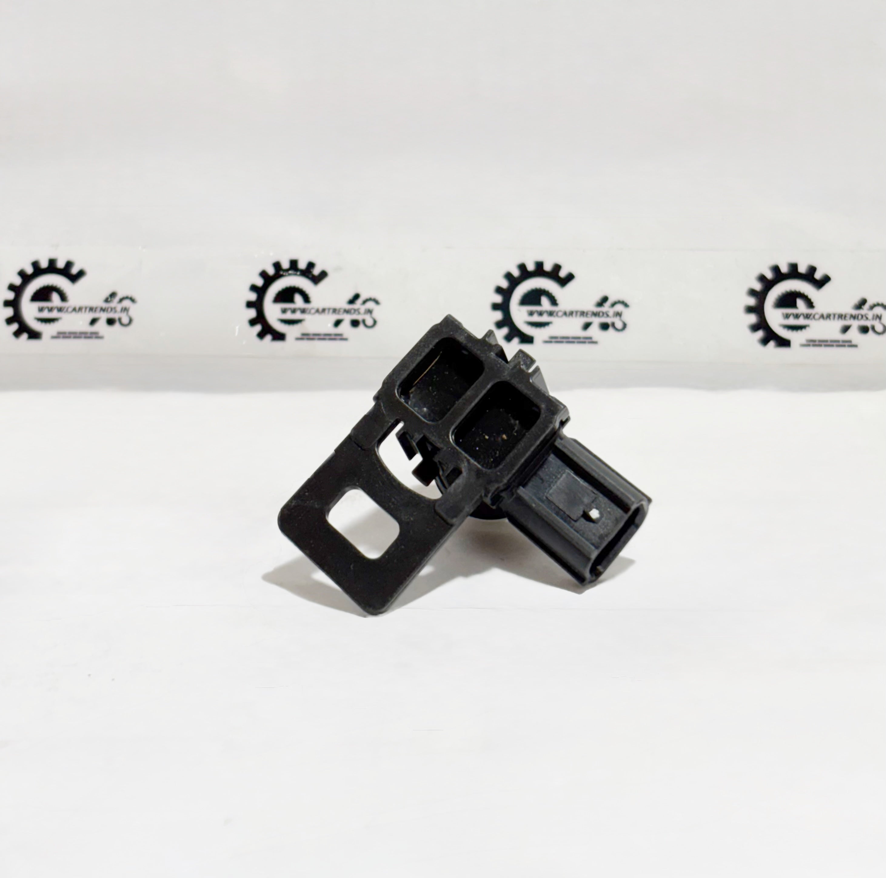 Honda parking sensor assembly with clip, model 39680T00D21ZF, shown installed on vehicle for accurate parking assistance.