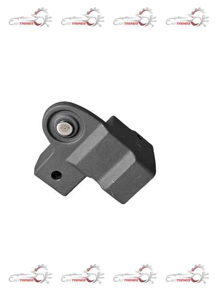 Hyundai connector 437814N100 EON, close-up of the automotive electrical connector with plastic housing and metal contacts.