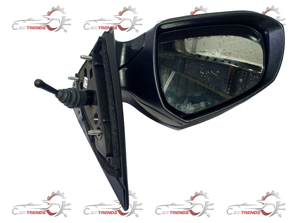 Hyundai Aura outside right rear view mirror assembly, car part for Hyundai Aura vehicle.