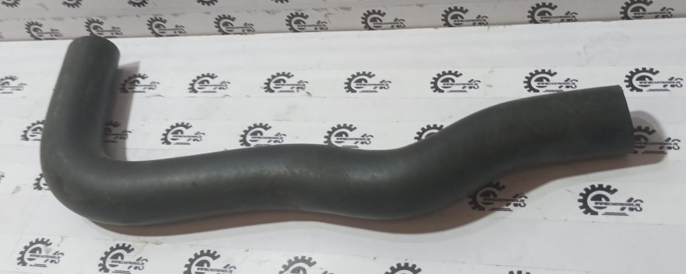 Hyundai radiator upper hose for Hyundai i10 engine cooling system, black rubber automotive part.