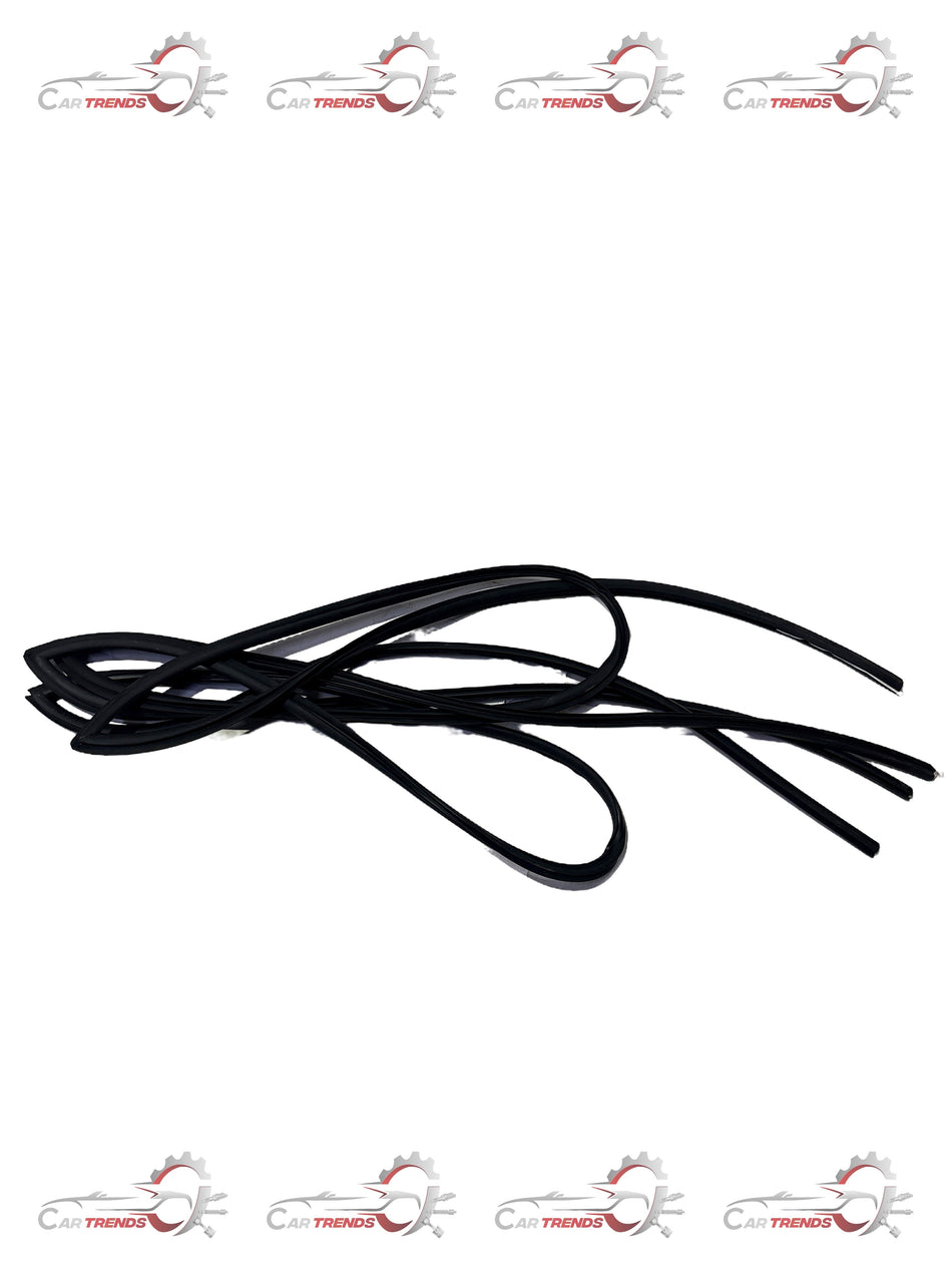 Hyundai Xcent windshield glass moulding, automotive part for windshield sealing and protection, in black plastic.
