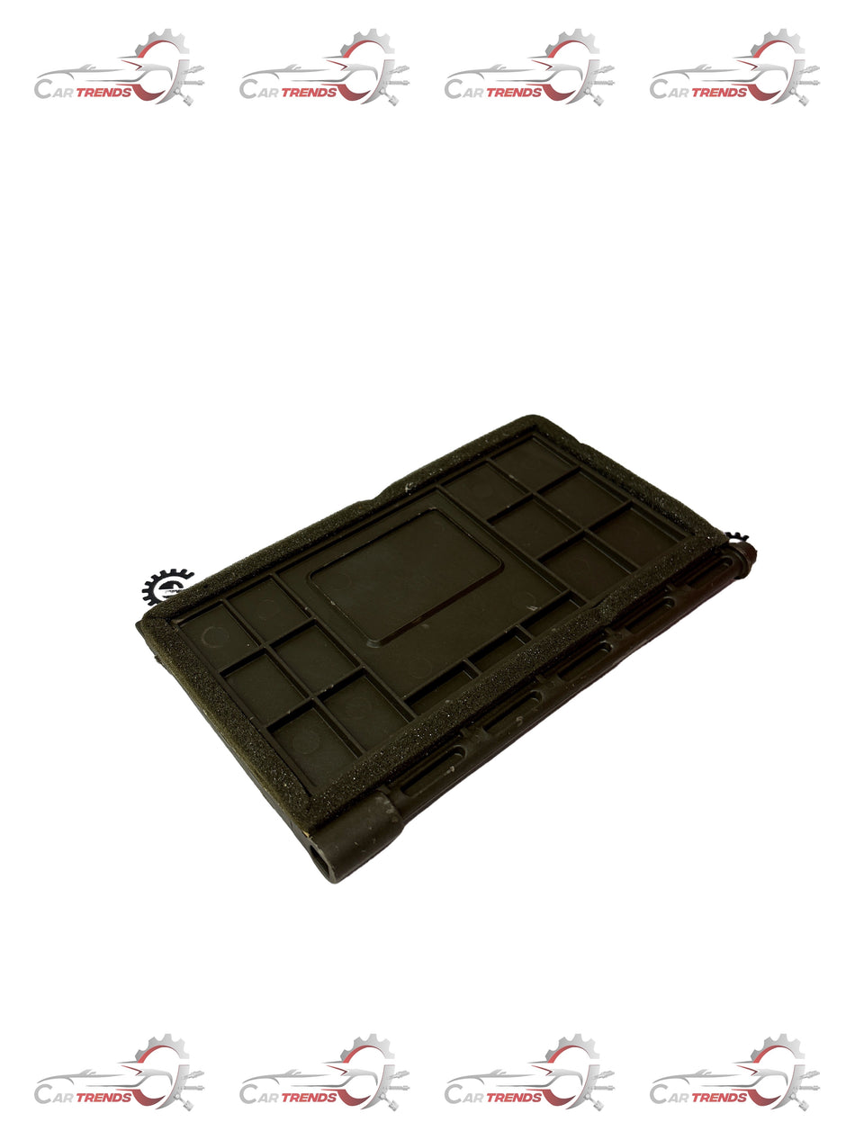 Local brand product with a default title, featuring the item's design and appearance in a clear, detailed image.