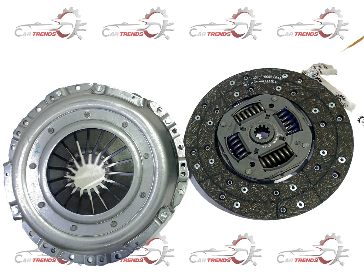 LUK clutch kit with pressure plate, clutch disc, and bearing for vehicle repair, part number 6263156000.