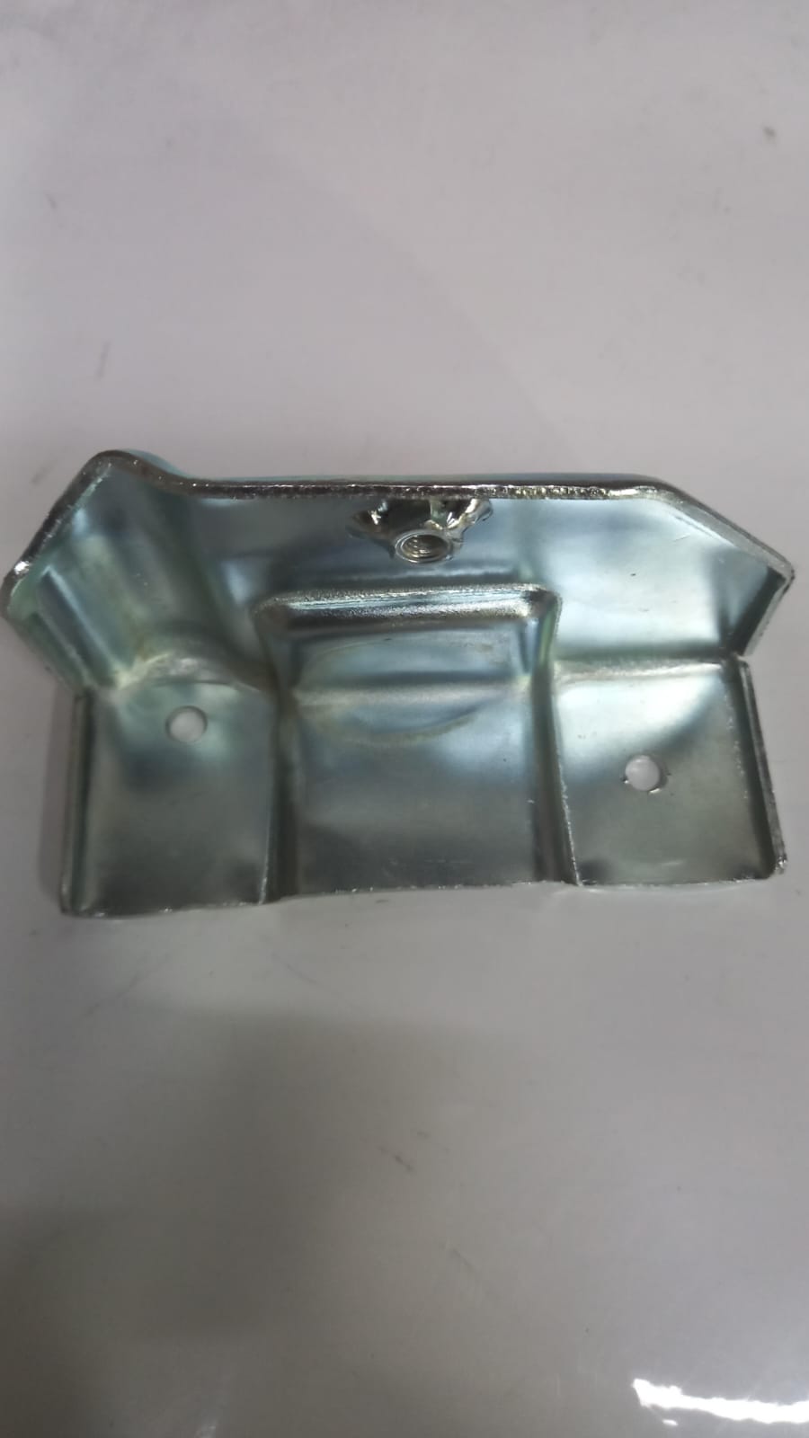 Mahindra RH bracket armrest support for Mahindra vehicle, part number 0103AAG01330N, standard automotive component.