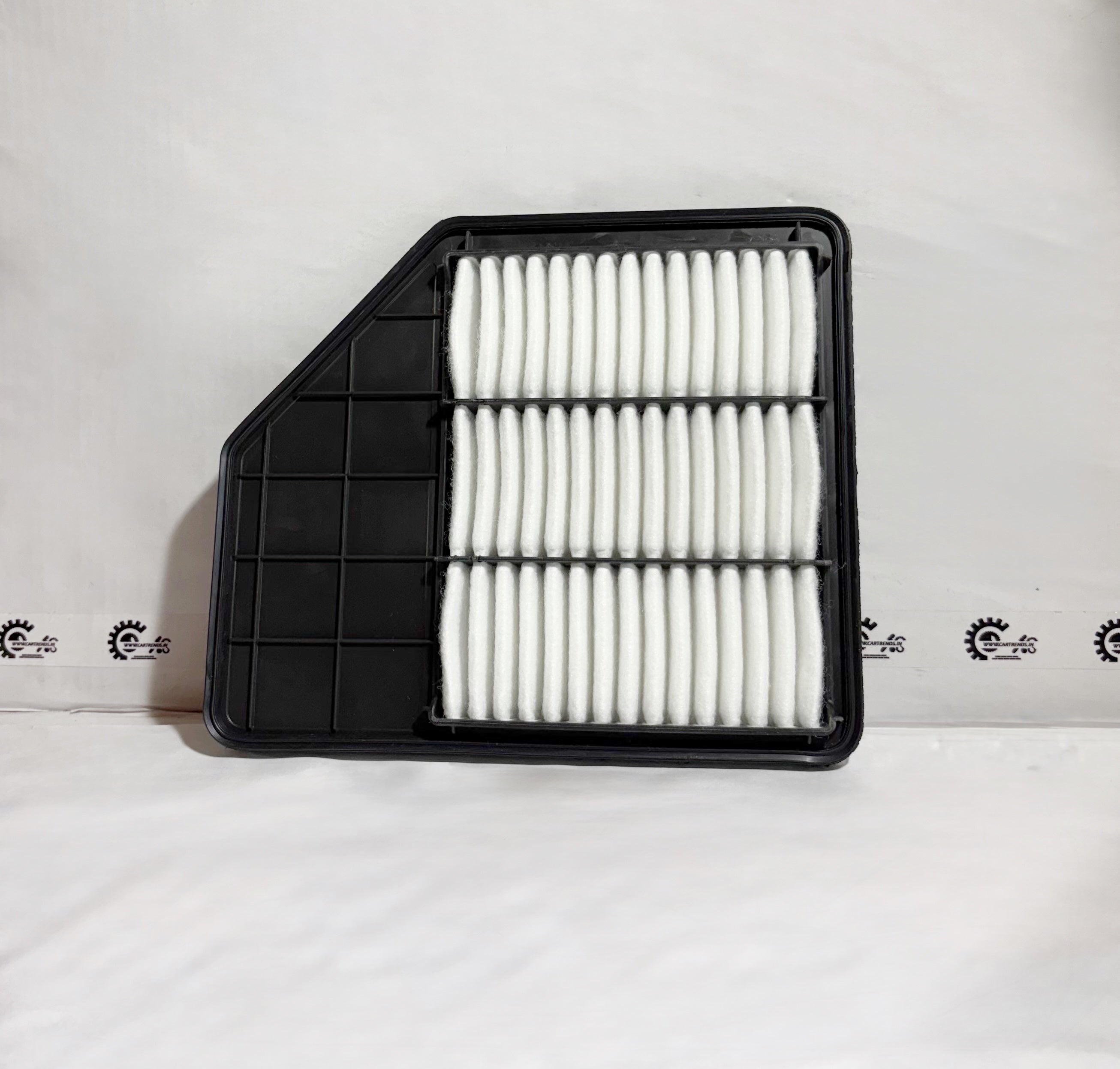 syyra① 13780m81r10-air-filter-celerio-type-2 for Maruti Suzuki | CarTrends