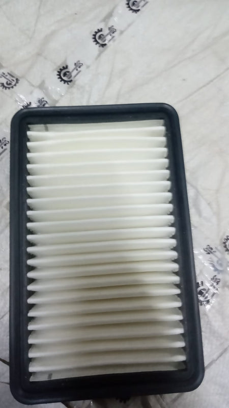 Maruti Suzuki air filter for Ciaz and Ertiga models, part number 13780M74L00, shown in a close-up image.