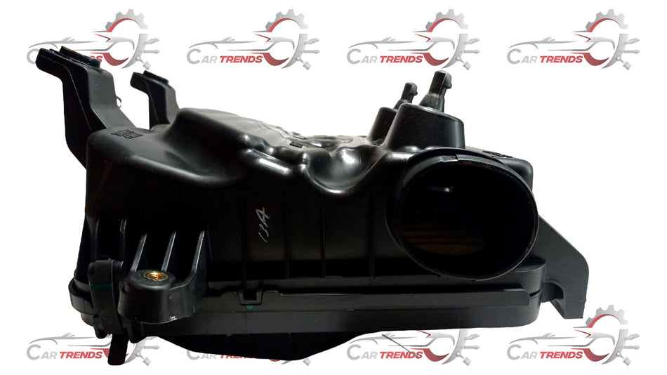 Maruti Suzuki cleaner assyair 13700M81R10 engine part showing the air filter assembly for Maruti Suzuki vehicles.