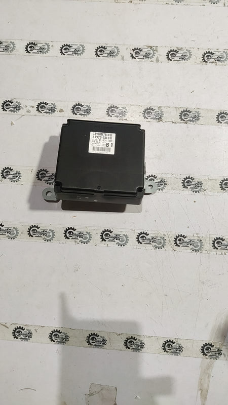 Maruti Suzuki fuel injection controller part 33920M78L00, automotive engine component for vehicle control and performance.