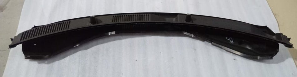 Maruti Suzuki garnish compcowl top for CTR model, in black finish, designed to enhance vehicle exterior appearance.