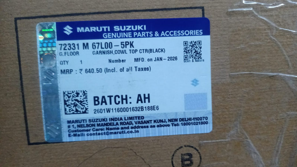 Maruti Suzuki Garnishcowl Top CTR in black, a sleek automotive accessory visible on a vehicle.