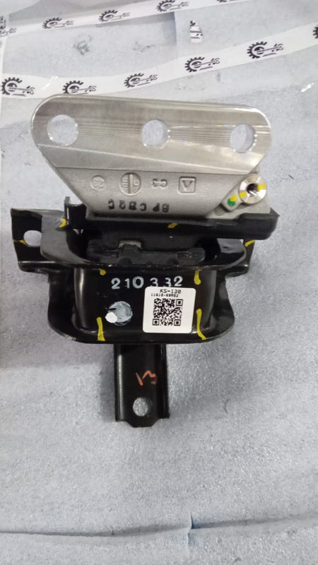 Maruti Suzuki Celerio and WagonR engine mounting component, right-hand side, for Maruti Suzuki vehicles.