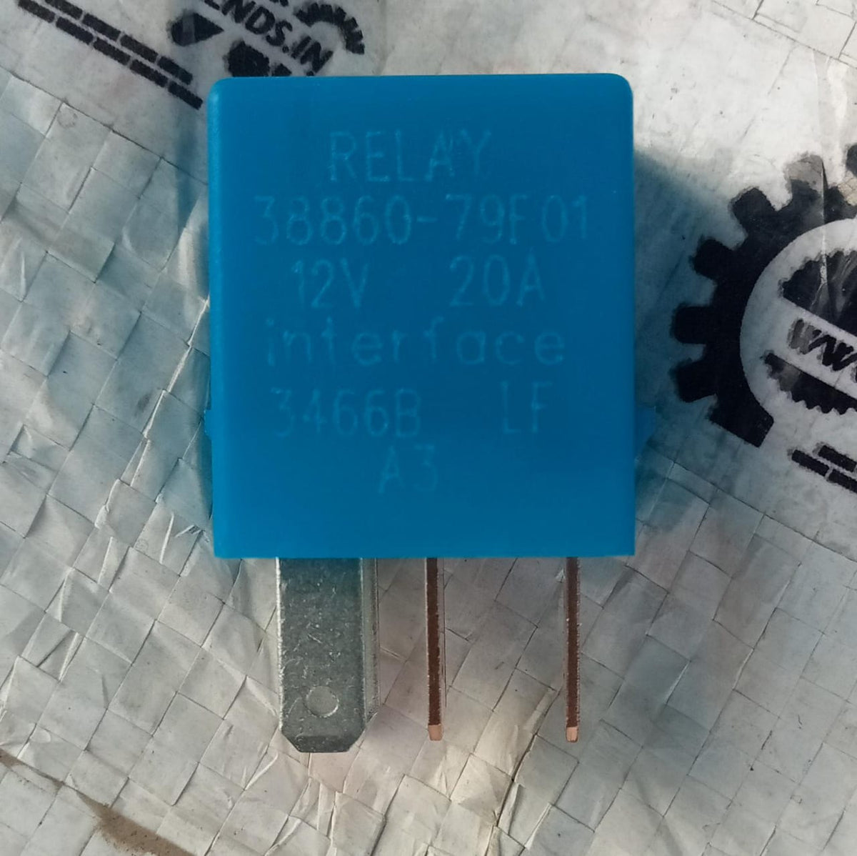 Maruti Suzuki relay for main radiator fan and fuel pump, compatible with Swift, Dzire, Baleno, and Alto models.